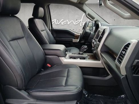 Used 2020 Ford F150 Lariat image 11