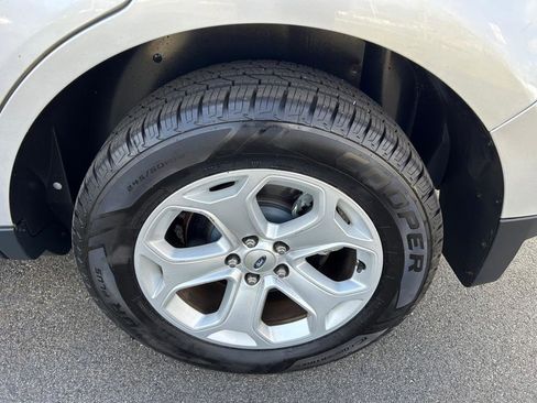 Used 2013 Ford Edge SEL image 13