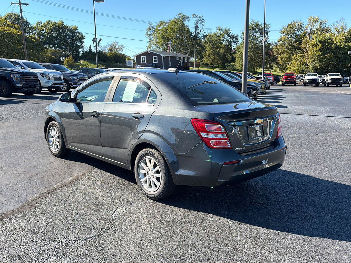 Used 2019 Chevrolet Sonic LT FWD image 3