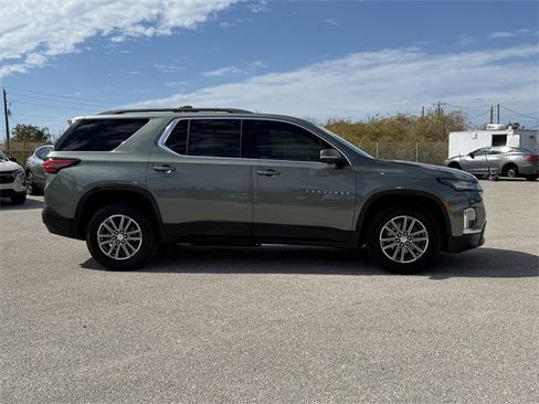 Certified 2023 Chevrolet Traverse LT image 3