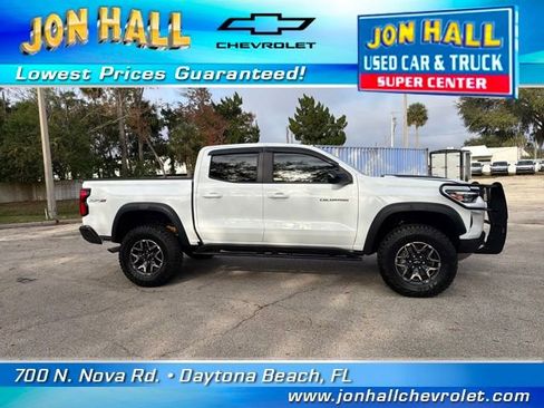 Used 2025 Chevrolet Colorado ZR2 w/ Technology Package image 17