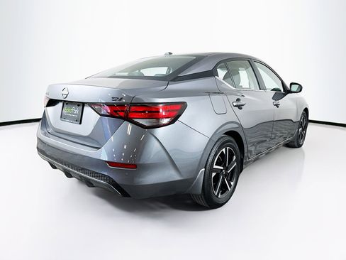 Used 2024 Nissan Sentra SV w/ Lighting Package image 9