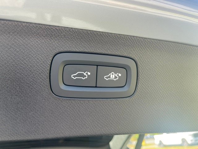 Used 2026 Volvo XC90 B6 Plus AWD/4WD image 9