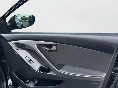 Used 2016 Hyundai Elantra Value Edition FWD image 7
