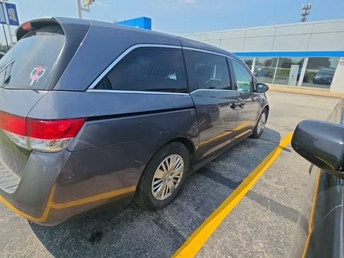 Used 2016 Honda Odyssey LX image 3