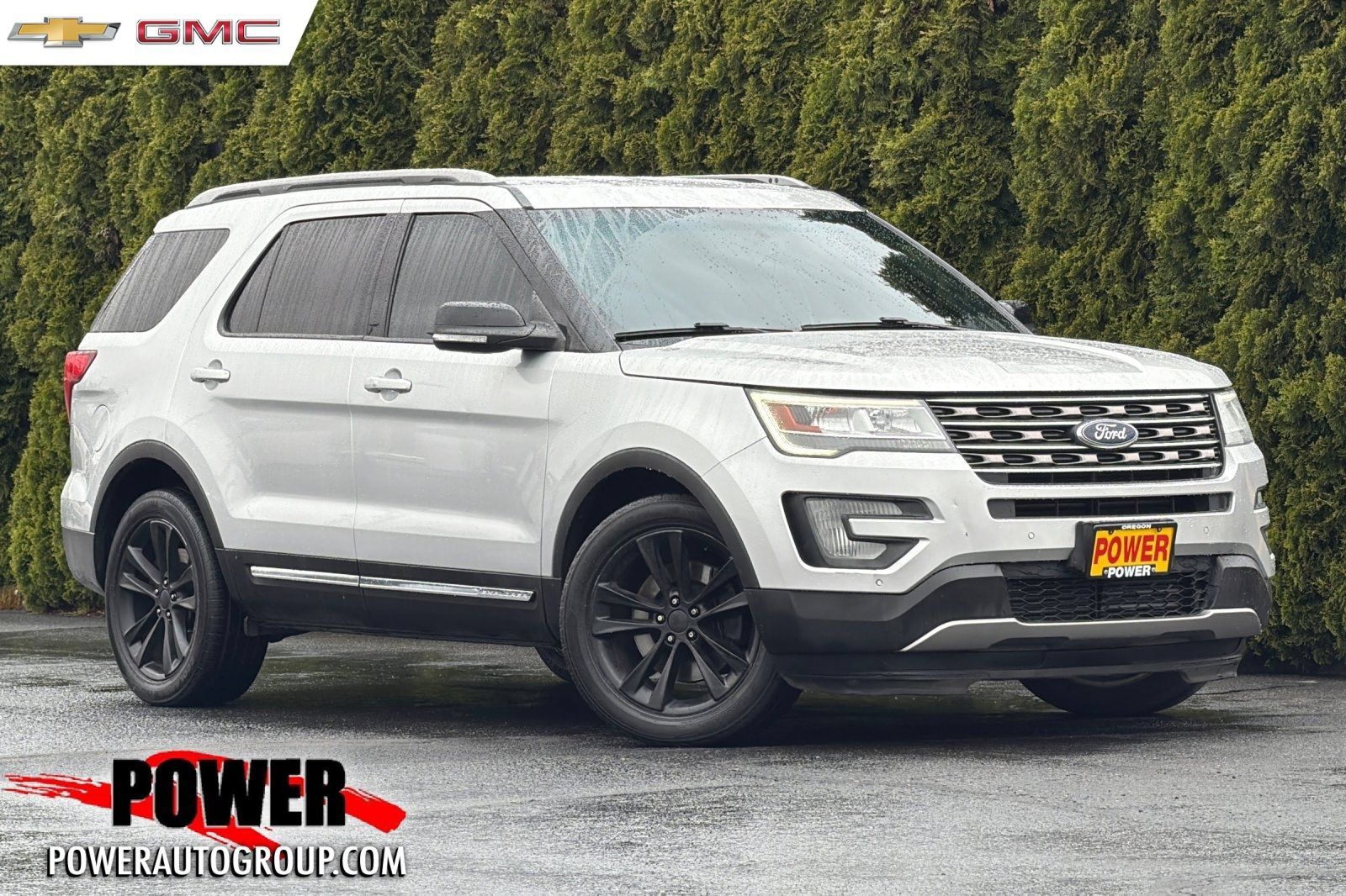 Used 2017 Ford Explorer XLT w/ Equipment Group 202A FWD image 1
