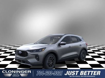 New 2025 Ford Escape SE w/ PHEV Premium Package