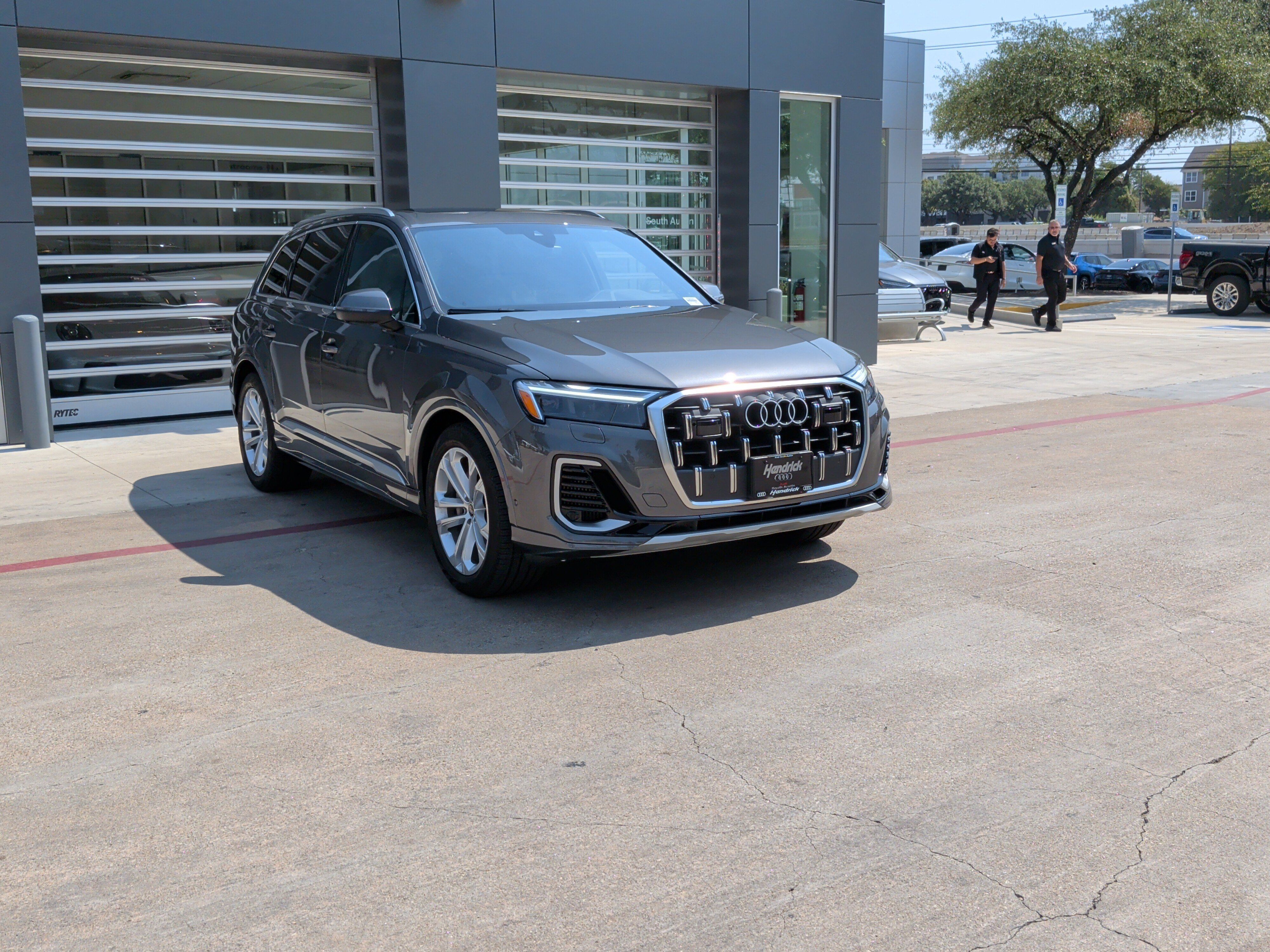 Used 2026 Audi Q7 3.0T Premium Plus w/ Premium Plus Package AWD/4WD image 2