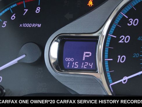Used 2014 Toyota Sienna XLE w/ XLE Premium Package FWD image 42