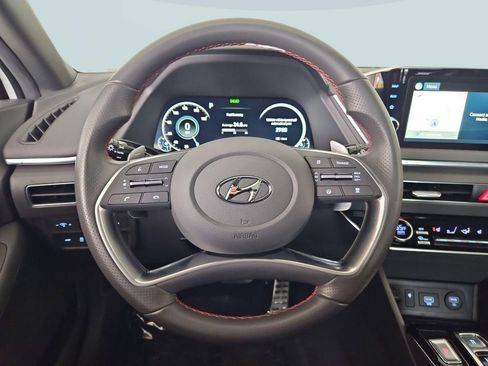 Used 2021 Hyundai Sonata SEL Plus w/ Tech Package image 14