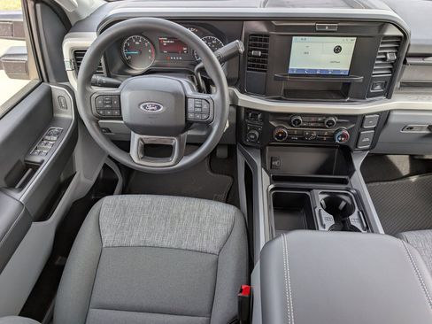 New 2026 Ford F250 XLT w/ FX4 Off-Road Package image 9