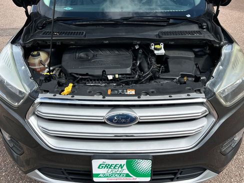 Used 2018 Ford Escape SE image 11
