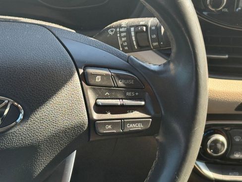 Used 2018 Hyundai Elantra GT w/ Style Package 02 image 21