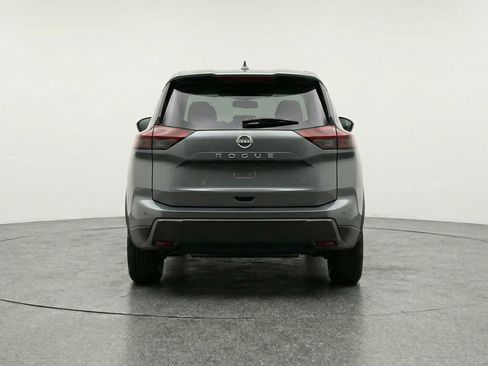 Used 2025 Nissan Rogue SV FWD image 7