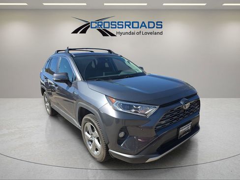 Used 2019 Toyota RAV4 Limited image 7