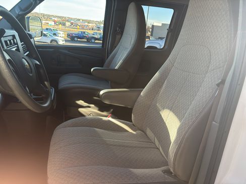 Used 2014 Chevrolet Express 1500 LS image 9