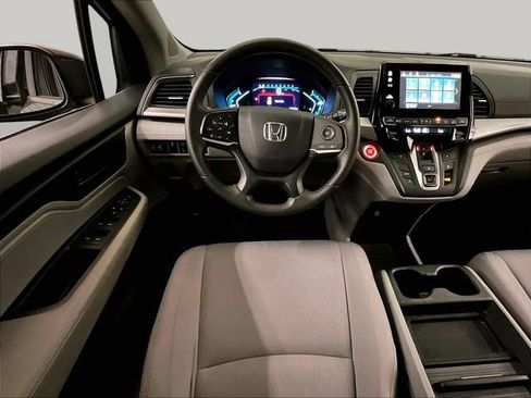 Used 2019 Honda Odyssey EX image 5