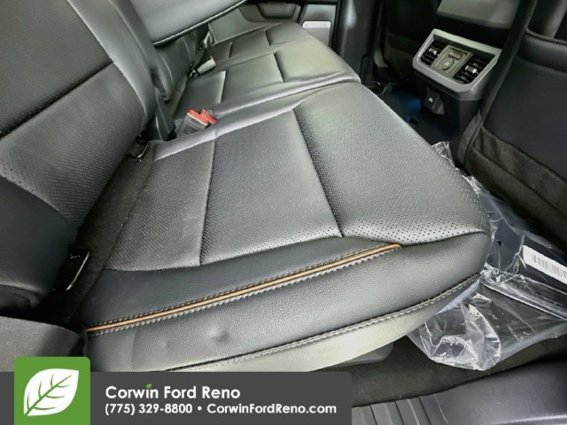 New 2026 Ford F350 Lariat w/ Black Appearance Package AWD/4WD image 32