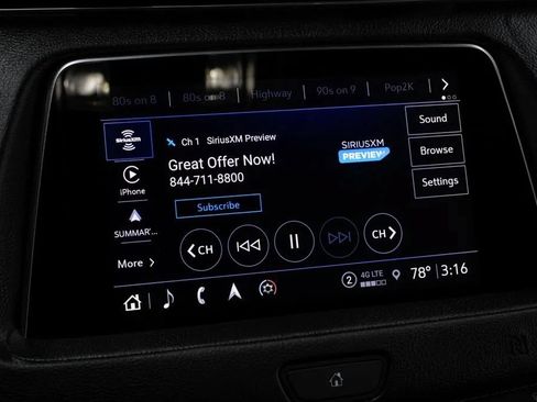 Used 2021 Cadillac XT4 Premium Luxury FWD image 33