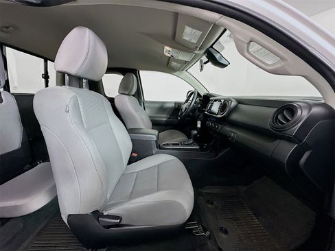 Certified 2022 Toyota Tacoma SR image 26