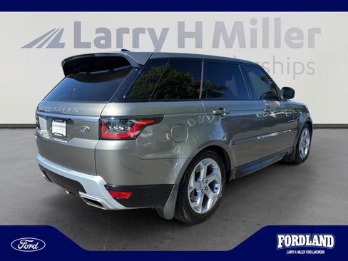 Used 2018 Land Rover Range Rover Sport HSE AWD/4WD image 5