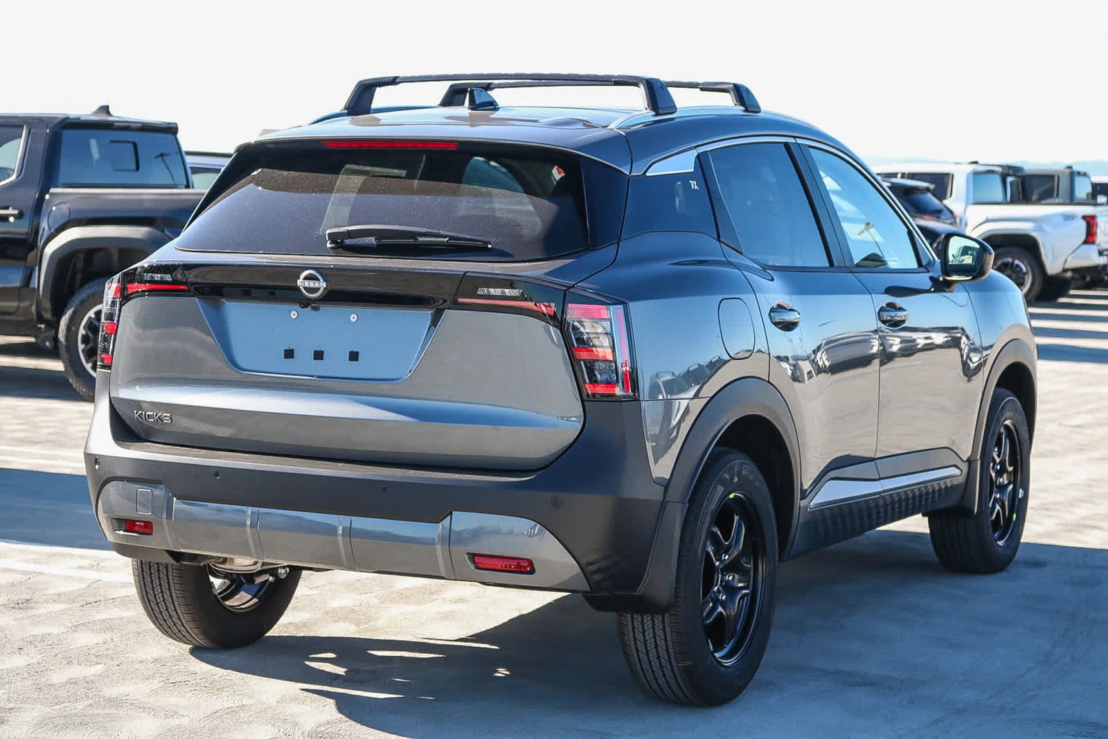 New 2027 Nissan Kicks SV FWD image 6