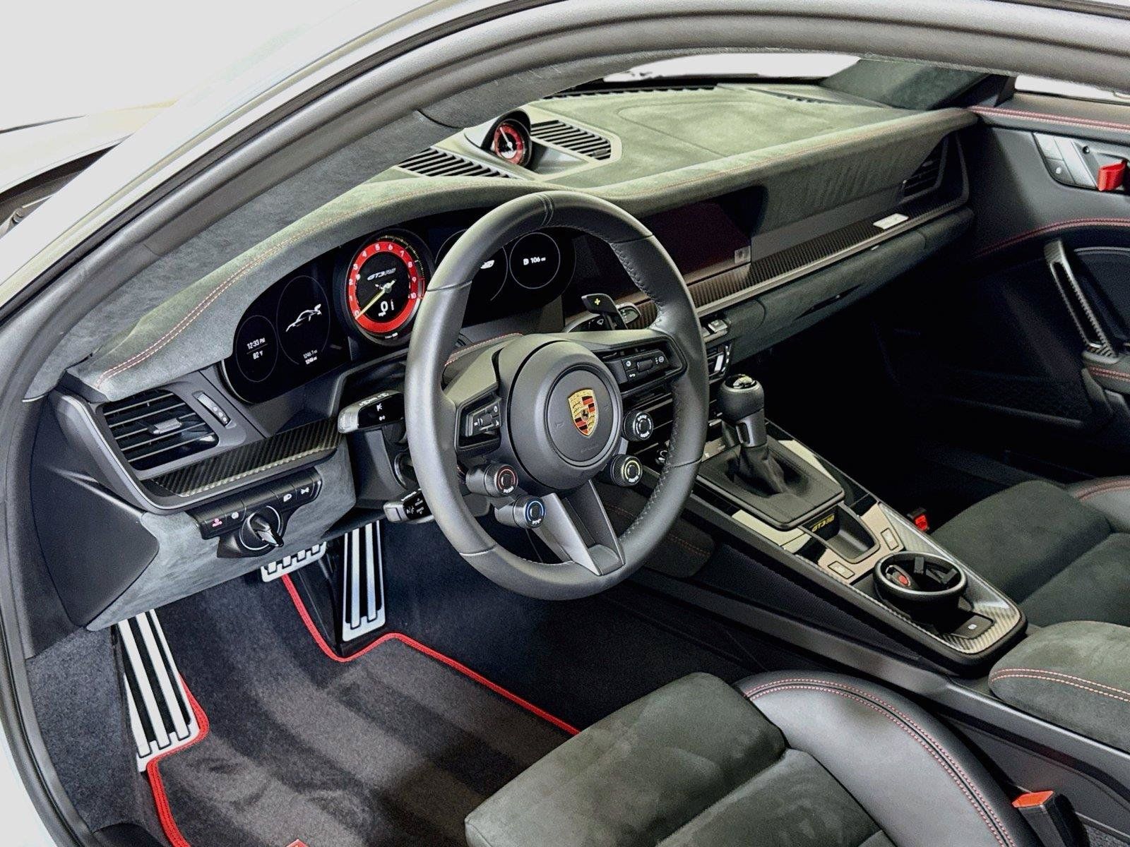 Used 2025 Porsche 911 GT3 RS RWD image 13