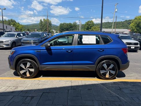 Used 2023 Volkswagen Taos S AWD/4WD image 5