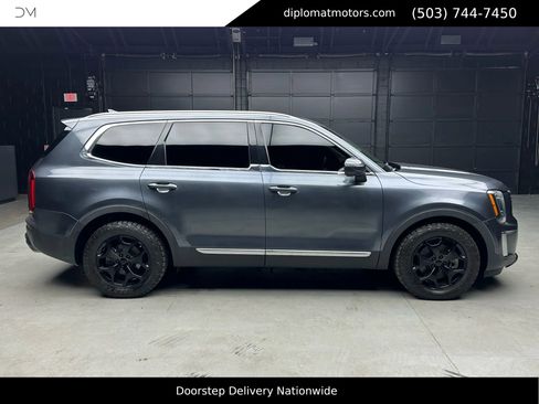 Used 2020 Kia Telluride EX image 7
