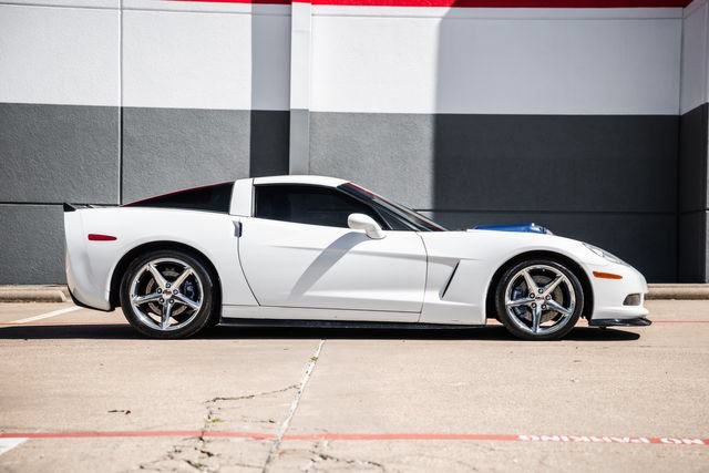 Used 2012 Chevrolet Corvette Coupe w/ 2LT Preferred Equipment Group RWD image 13