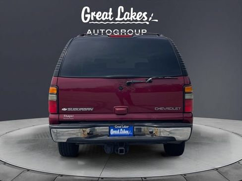 Used 2005 Chevrolet Suburban LT w/ Preferred Equipment Group AWD/4WD image 4