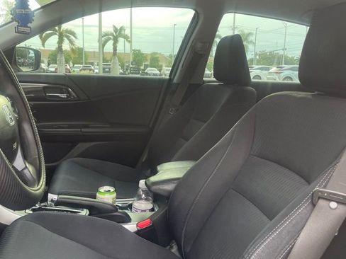 Used 2014 Honda Accord Sport image 4