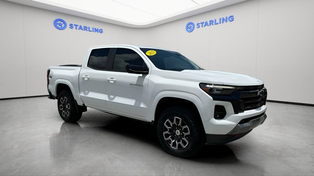 Used 2023 Chevrolet Colorado Z71 w/ Z71 Convenience Package 2 AWD/4WD image 12
