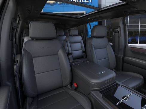 New 2026 GMC Yukon Denali w/ Sun & Power Step Package AWD/4WD image 16