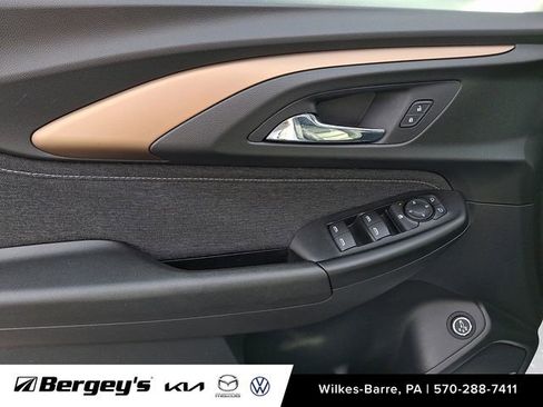 Used 2021 Chevrolet TrailBlazer ACTIV w/ Sun and Liftgate Package image 14