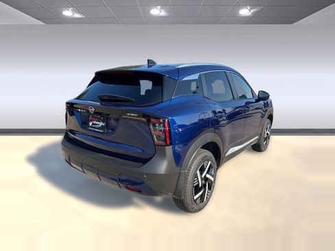 New 2026 Nissan Kicks SV image 9