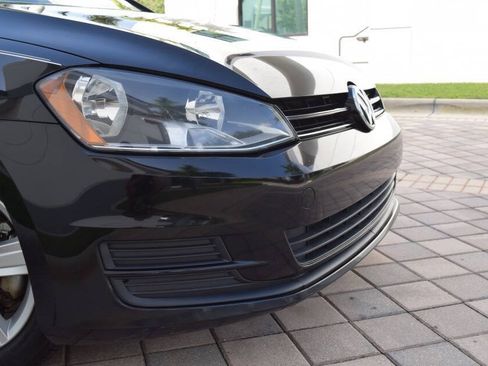Used 2015 Volkswagen Golf TDI S FWD image 14