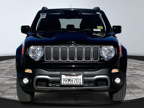 Certified 2023 Jeep Renegade Latitude w/ Sun/Sound Group image 4