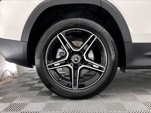 Used 2026 Mercedes-Benz GLB 250 image 8