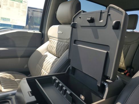 New 2026 Ford F450 Platinum w/ Platinum Plus Package image 21