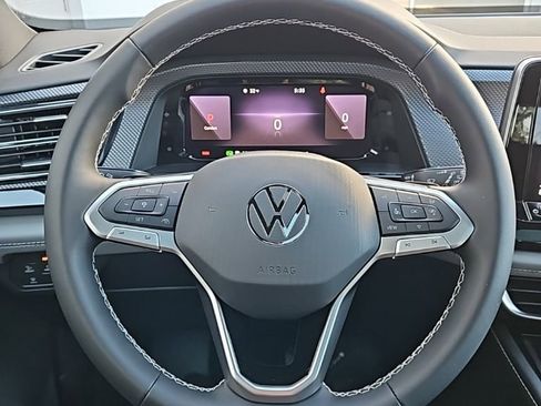 New 2026 Volkswagen Atlas Cross Sport SEL AWD/4WD image 36