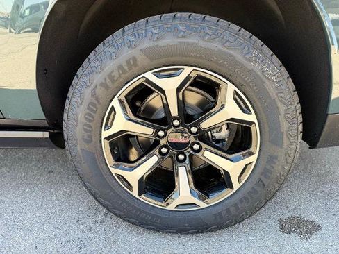 New 2026 GMC Yukon XL AT4 image 7