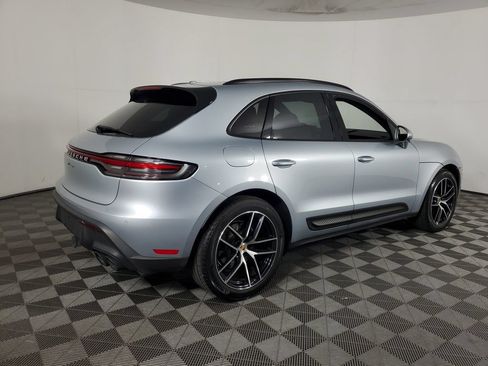 Used 2024 Porsche Macan AWD/4WD image 4