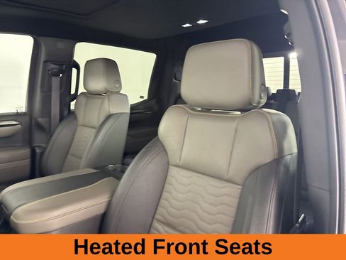 Used 2023 Chevrolet Silverado 1500 ZR2 w/ Technology Package image 12