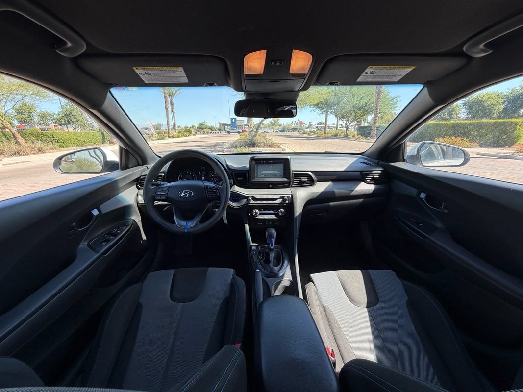 Used 2019 Hyundai Veloster 2.0 FWD image 11