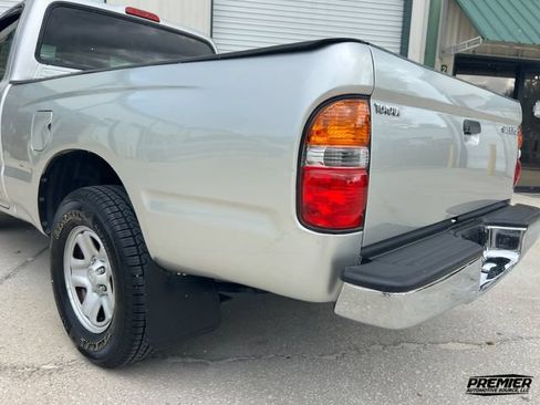 Used 2004 Toyota Tacoma 2WD Regular Cab w/ Enhancement Pkg image 37