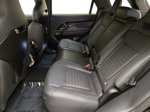Used 2024 Land Rover Range Rover Sport AWD/4WD image 20