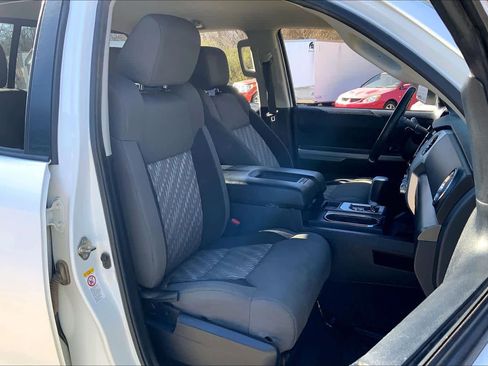 Used 2019 Toyota Tundra SR5 image 8