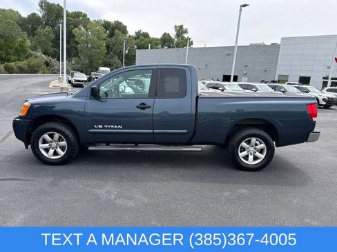 Used 2014 Nissan Titan SV w/ SV Value Truck Package AWD/4WD image 7