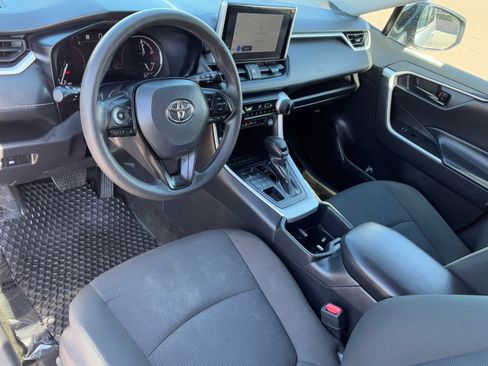 Used 2024 Toyota RAV4 LE image 16